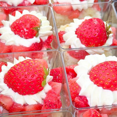 Strawberry Shortcake Dessert Cups
