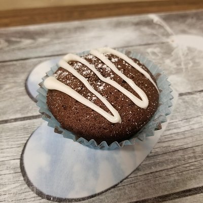 CHOCOLATE LAVA CUPCAKES