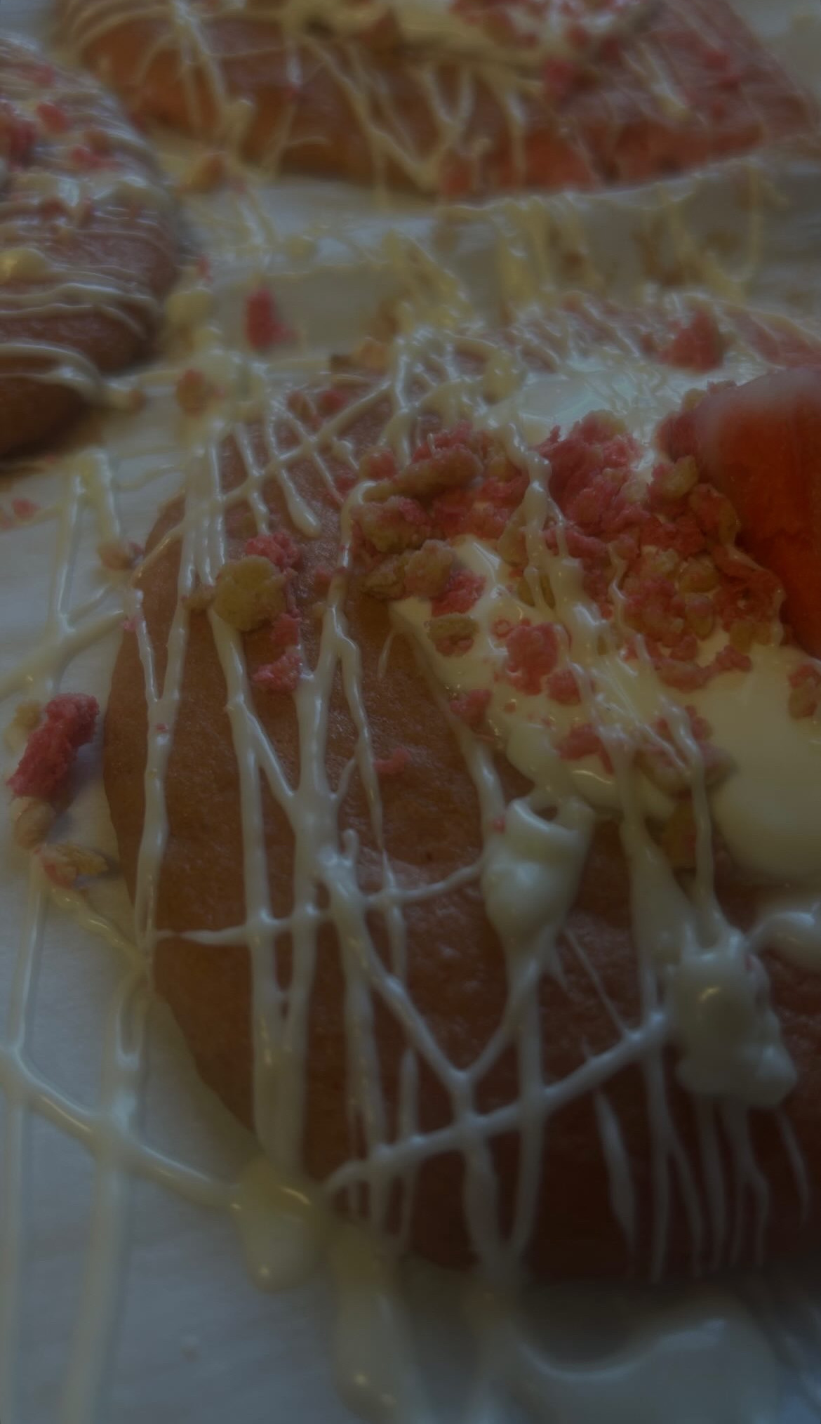 Strawberry Crunch cookie 