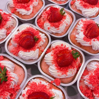 Cake tasting box