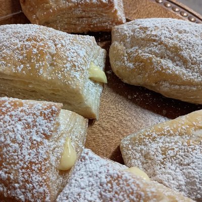 Pistachio Cream Puff Pastry 