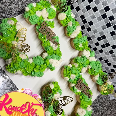 Number/Letter Cupcake Cake