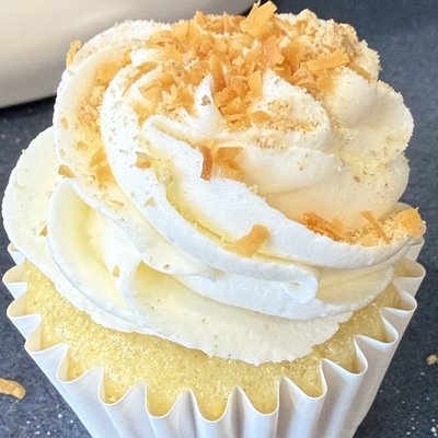 Coconut Cream Pie Cupcakes