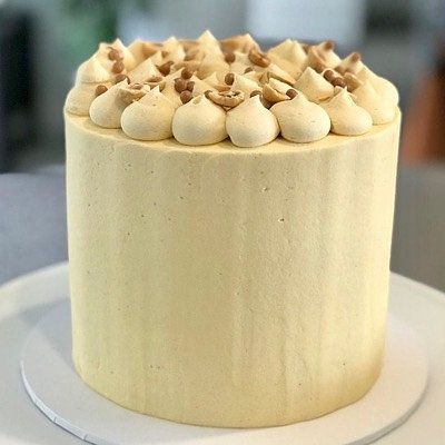 Round Cakes (3 Layer) 6 Inch 