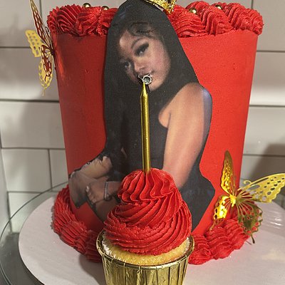 6” Selfie Candle Cake 