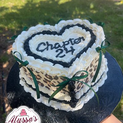 8 Inch Heart Cake 