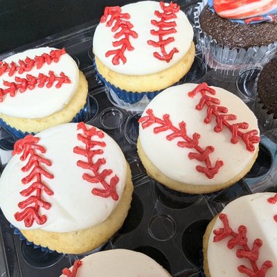 Cup Cakes 12 Count 