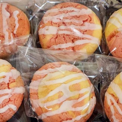 6 Soft Baked Cookies