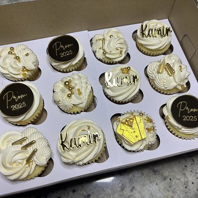 Cupcakes (Dozen)