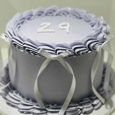 8 inch cake 