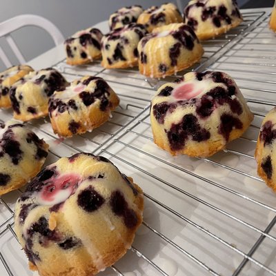 Lemon Blueberry Mini Bundt Cakes (5)
