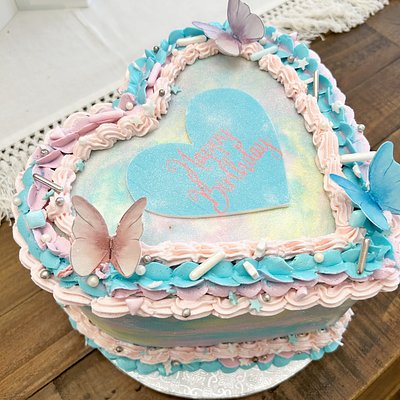 8 Inch Heart Cake 