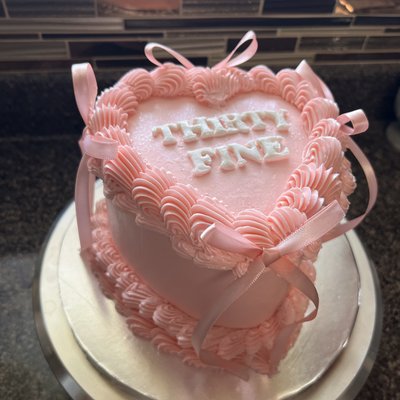 6in Heart Cake 
