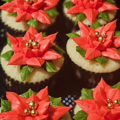 Almond Cupcakes 