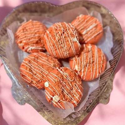 Strawberry Crunch - 1/2 Dozen 