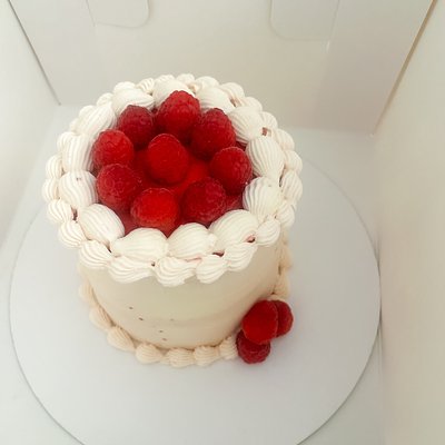 6” Custom Cake 