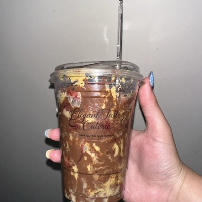 Dubai Chocolate Strawberry Cup 
