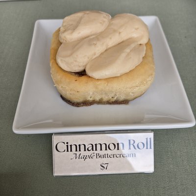 Cinnamon Roll with Maple Buttercream