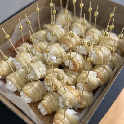 Cream Horns Reg/fruit Filled