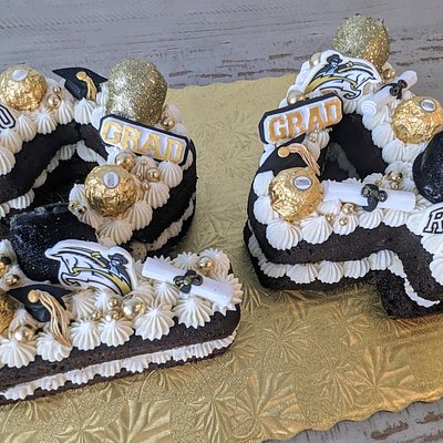 10" Number Cakes Serves 8-12