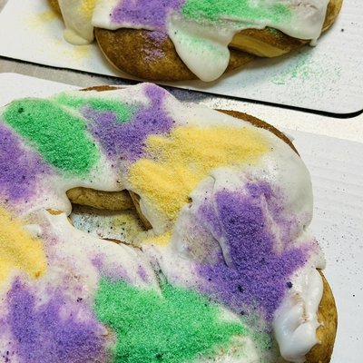 Medium King Cake (Strawberry Cream Cheese) Filled
