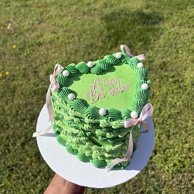 6 Inch Heart Cake