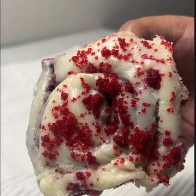 Red Velvet Cinnamon Rolls 