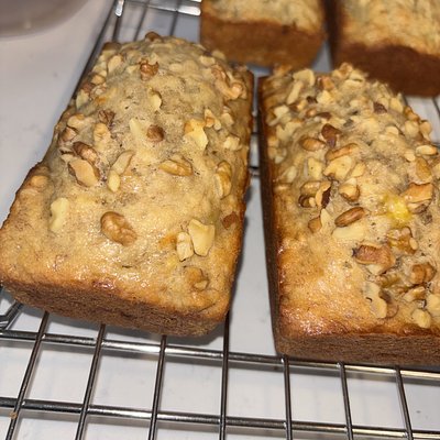 Classic Banana Bread Loaf Mini W/ Walnuts