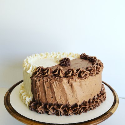 Chocolate and Vanilla Cake 