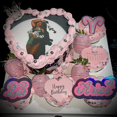Bento Box w/ 5 Cupcakes