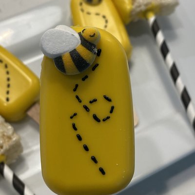Cakesicles