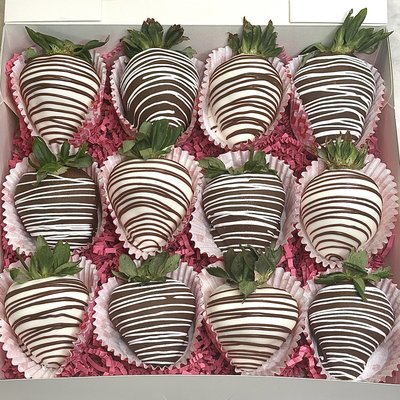 Chocolate Covered Strawberries - Mixed