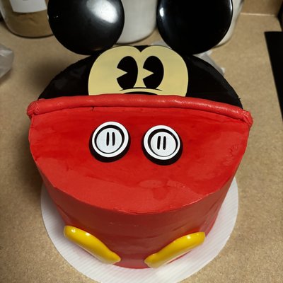6” Round Cake
