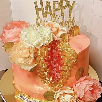 Geode 8inch Cake (Serves 18/20)