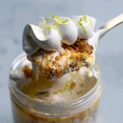 Lemon Pie Cake 