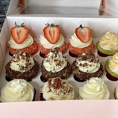 Assorted Cupcakes (Dozen)