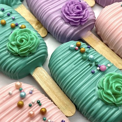 Cakesicles 