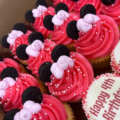 12 Count Cupcakes 