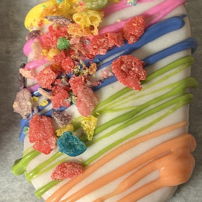 Fruity Pebbles Cake Pop 