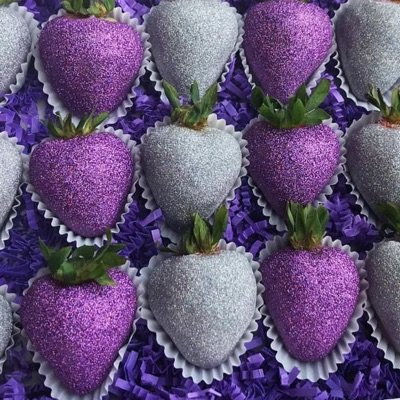 (12) Glitter Berries