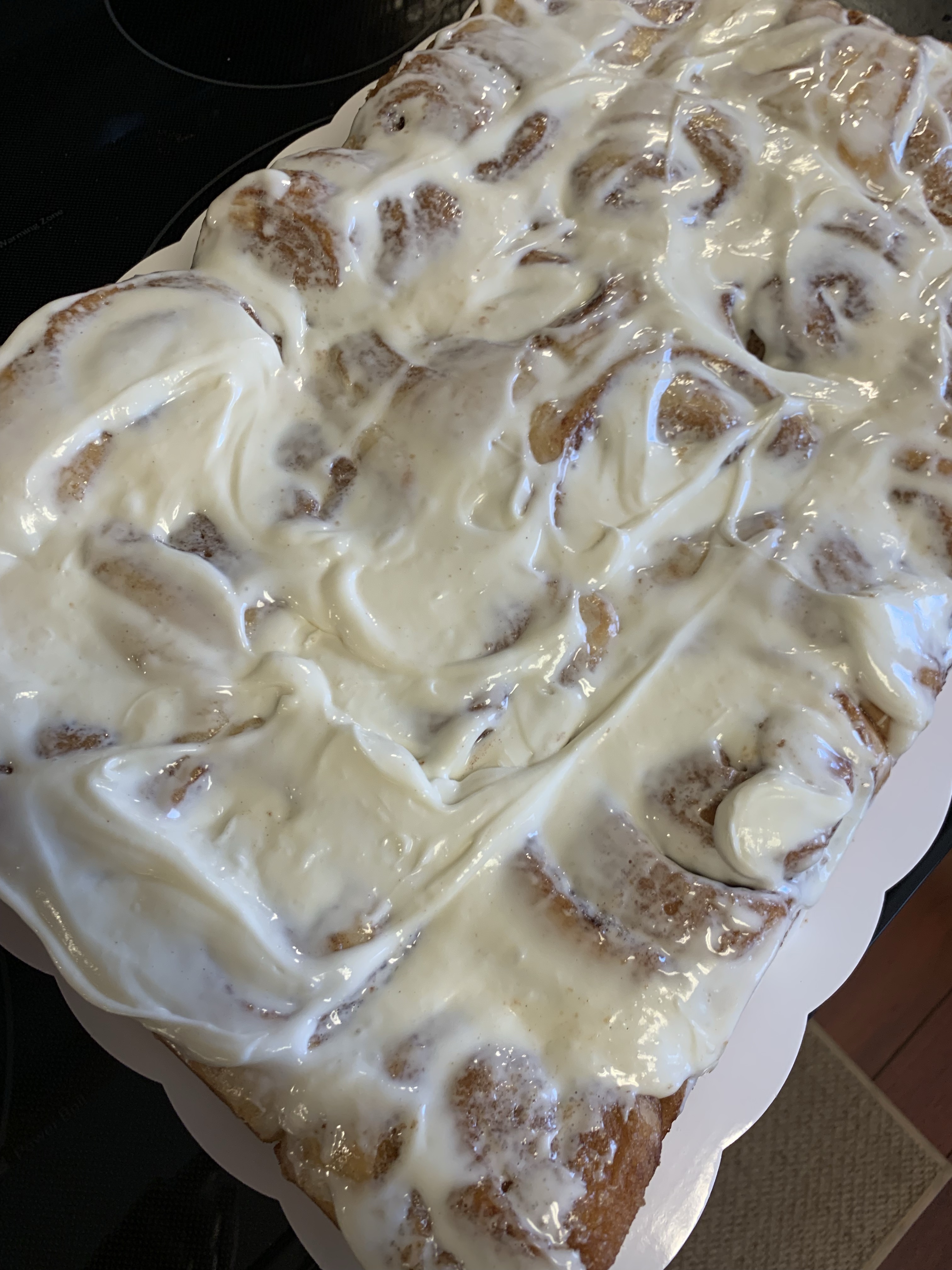 Sticky Cinnamon Rolls (1 Dozen)