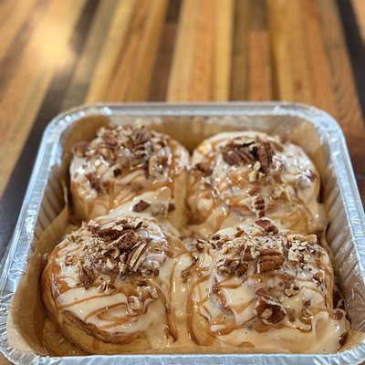 1 Dozen Caramel Pecan 🤎🧡