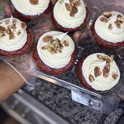 Red Velvet Cupcakes 