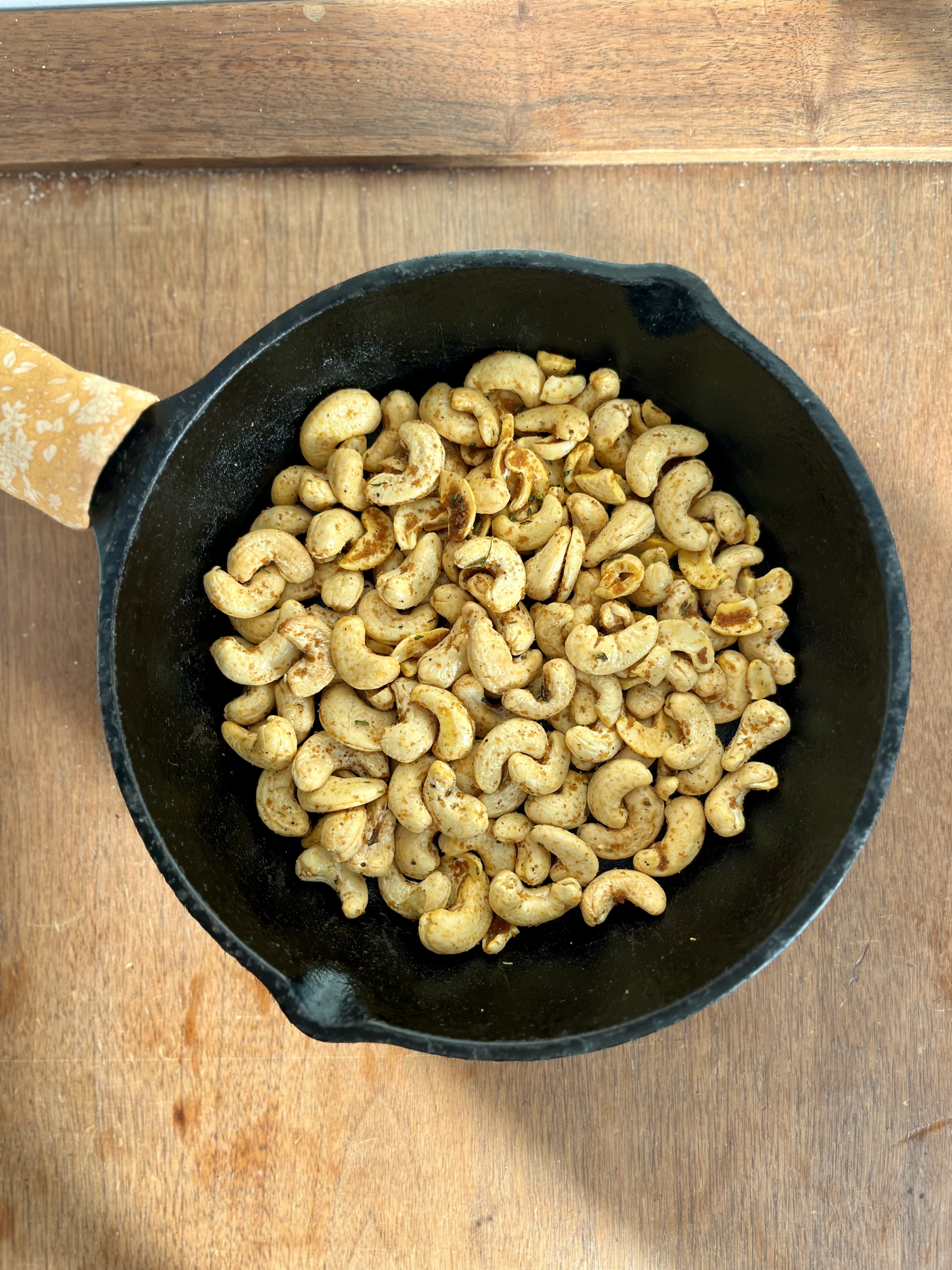 Maple Cinnamon Cashews - 1/2 pound