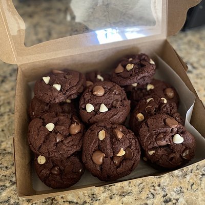 Triple Chocolate Chip Cookies 