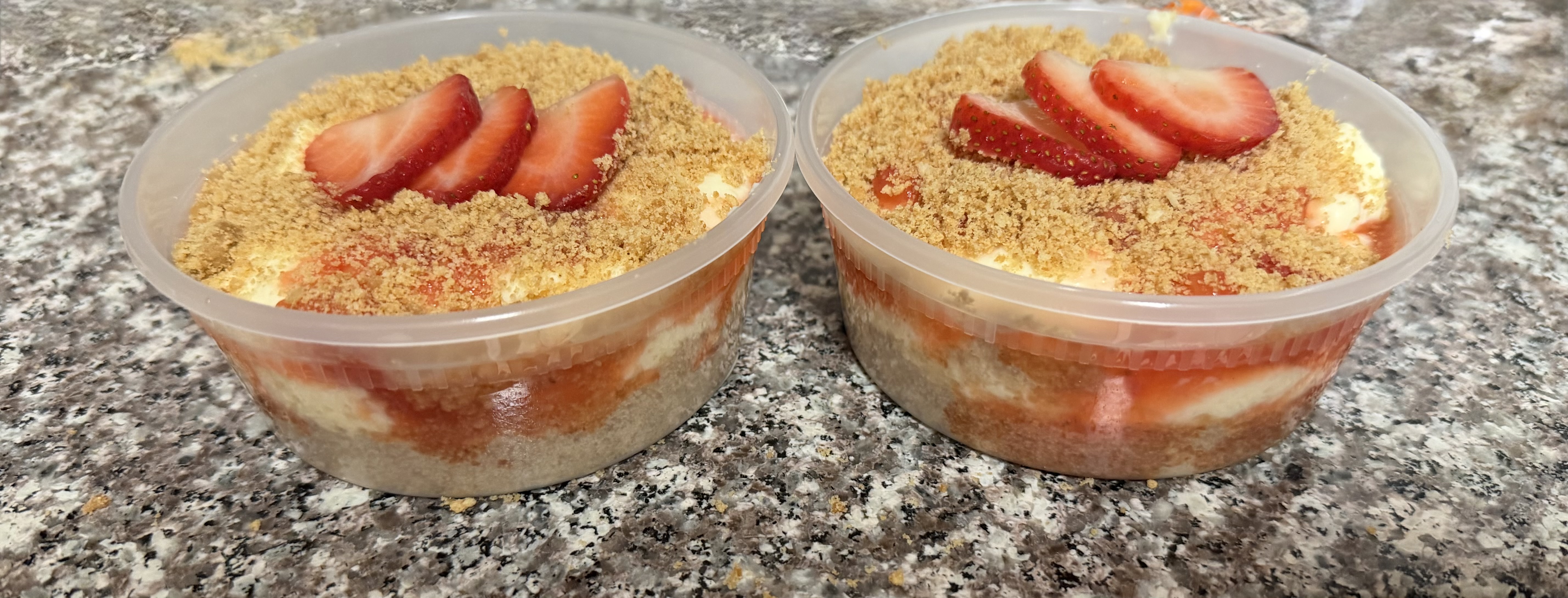 Strawberry Cheesecake Cups