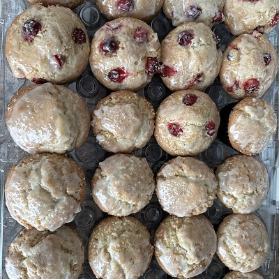 Muffins (half dozen) Orange With Orange Glaze