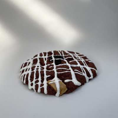 Red Velvet Cookie