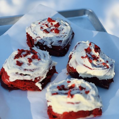 Red Velvet Cinnamon Rolls ✨❤️