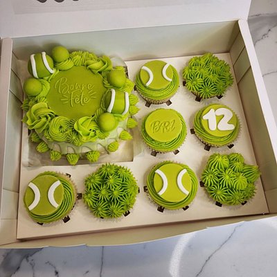 Tennis Bento Cake & Cupcakes